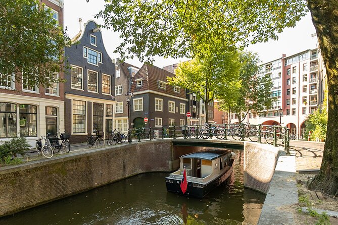 Small Group Boutique All-Inclusive Tour (max 12 p) With Captain - Admiralty warehouse area, Maritime Museum, and the ship replica De Amsterdam