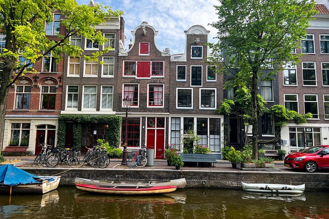 Small Group Walking Tour in Amsterdam with Friendly and Fun Guide - Timing and what 3 hours actually feels like