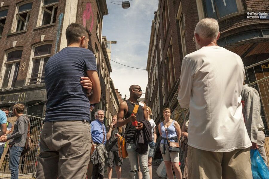 Sprechen Sie Gras? German Tour of Amsterdam's Coffeeshops - Why this Amsterdam coffeeshop tour starts with history, not hype