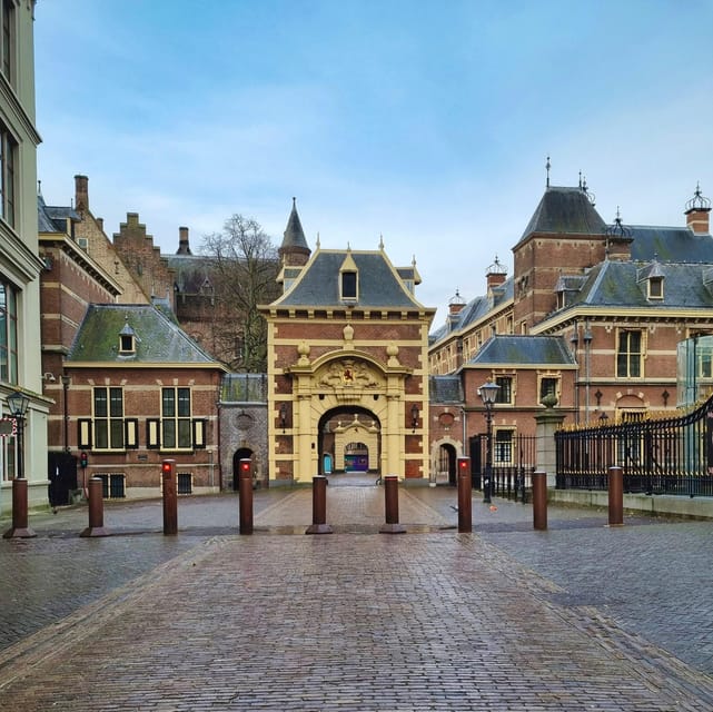 The Hague: City Walking Tour - Key Points at a Glance