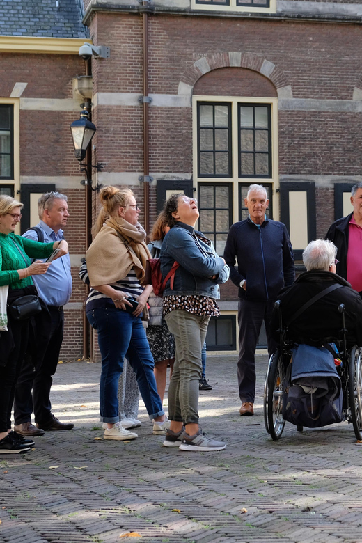 The Hague: City Walking Tour - Hofvijver and Lange Voorhout: The Court City at Walkable Scale
