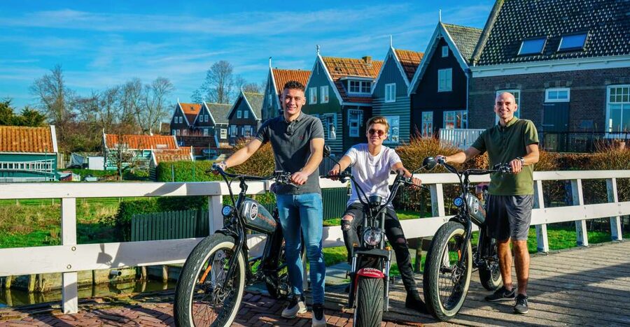 Volendam: E-Fatbike Rental - Working windmill and a producing cheese farm, without the tour-bus vibe