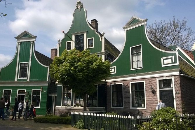 Zaanse Schans 3-Hour Private Tour from central Amsterdam, Airport or Port - Why Zaanse Schans Works So Well for a Short Private Trip