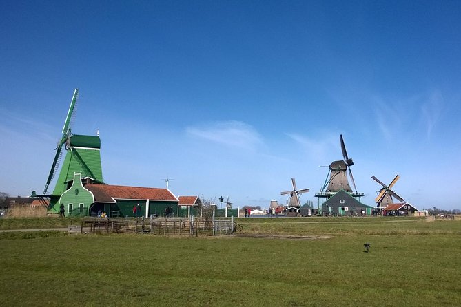 Zaanse Schans 3-Hour Private Tour from central Amsterdam, Airport or Port - What to Expect on the Ground, Including Timing and Crowd Reality