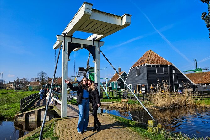 Zaanse Schans and Cheese Tasting Guided Tour from Amsterdam - Stop 3: Catharina Hoeve Cheese Farm and Dutch Cheese Tasting