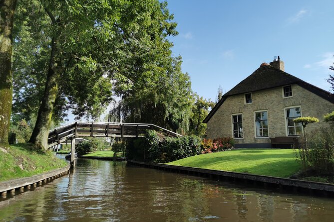 Zaanse Schans and Giethoorn Small-Group Tour with Hotel Pick-Up - Practical tips to get the most out of the day