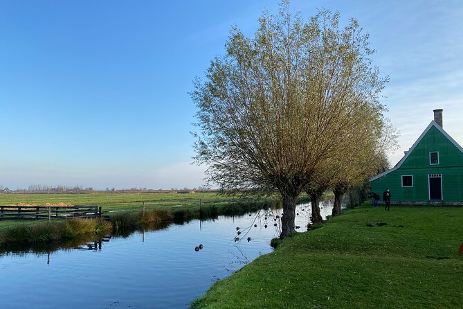 Zaanse Schans and Giethoorn Small-Group Tour with Hotel Pick-Up - The Zaanse Schans run: cheese, clogs, diamonds, then windmills