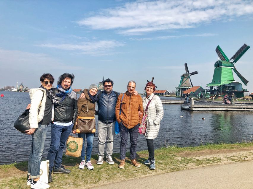 Zaanse Schans Windmills 4-Hour Tour in Italian - Where you meet and how the train ride sets the tone